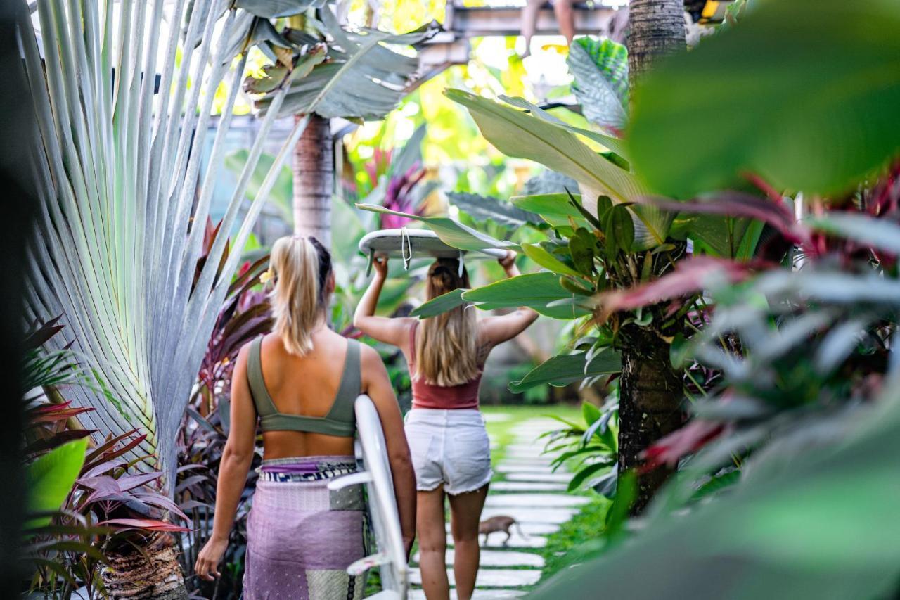 Seaside Tribe - Boutique Surf Stay & Retreat Tanah Lot  Exterior photo