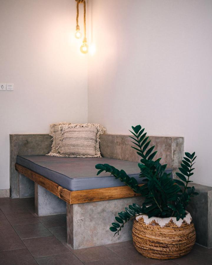 Seaside Tribe - Boutique Surf Stay & Retreat Tanah Lot  Exterior photo