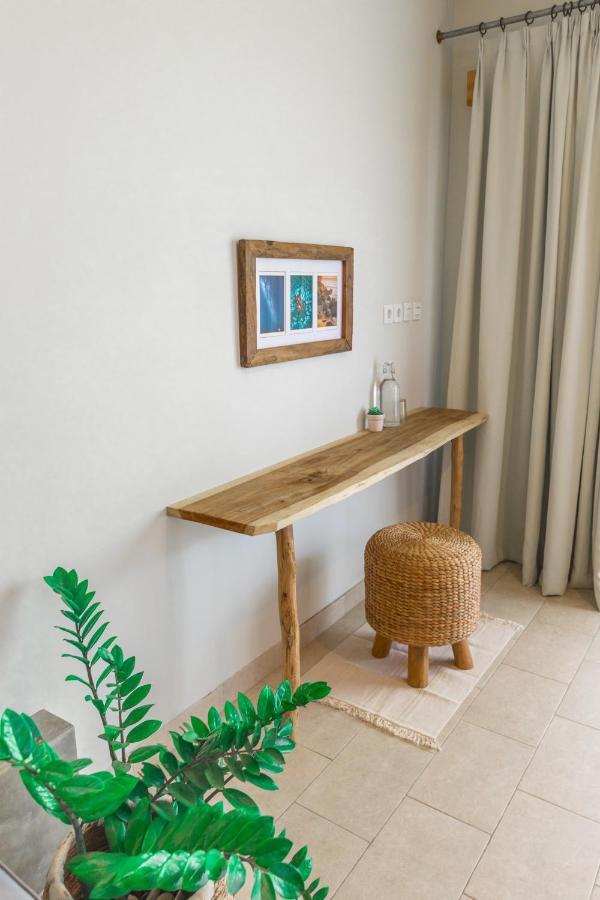 Seaside Tribe - Boutique Surf Stay & Retreat Tanah Lot  Exterior photo